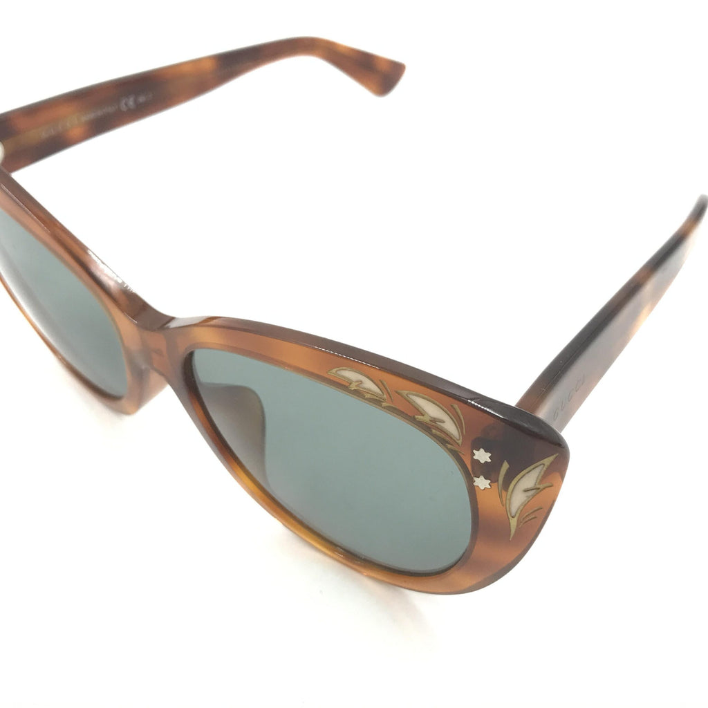 Cat Eye Sunglasses With Tortoise Shell