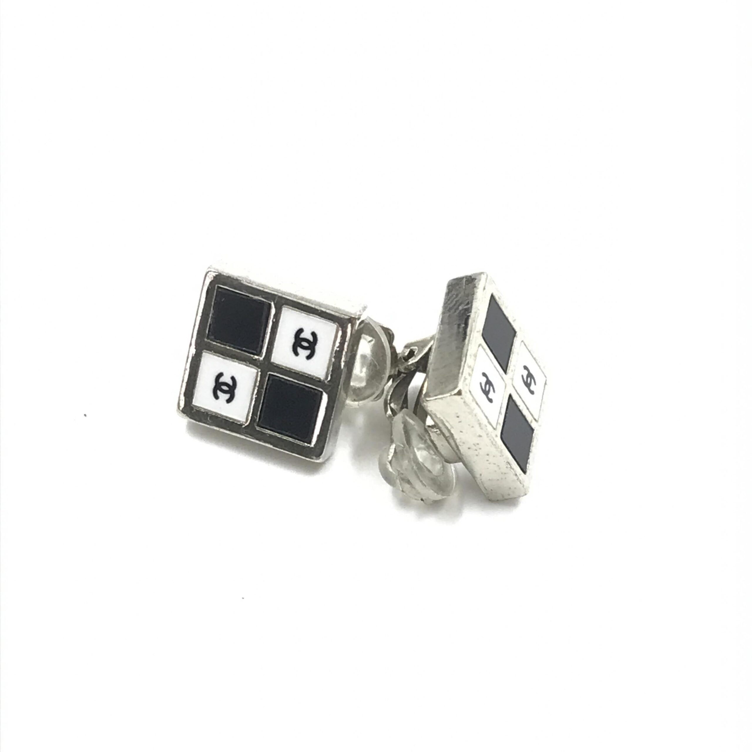 Coco Mark Earrings Black/White/Silver