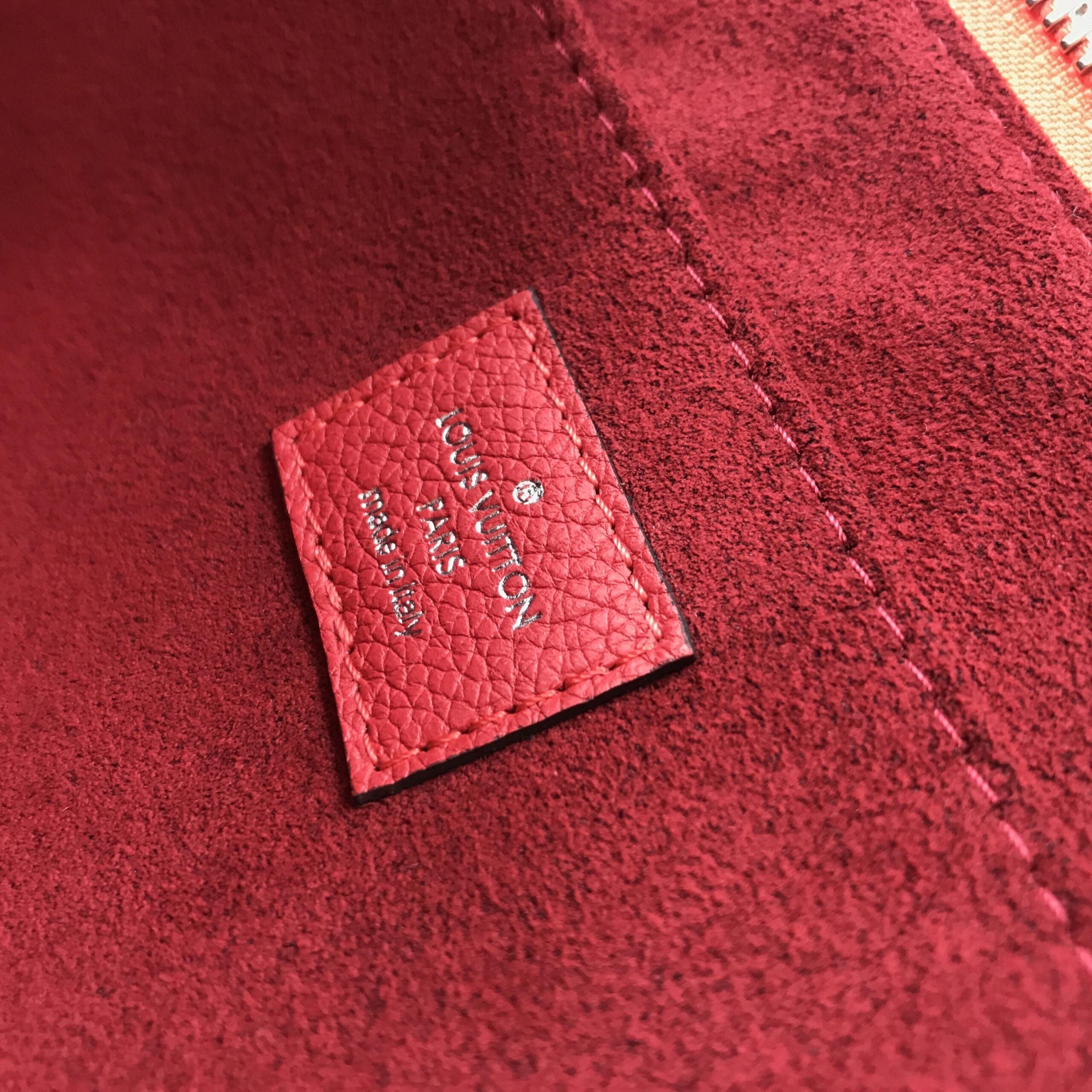 Pochette Joule PM Taurillon Leather Clutch Bag