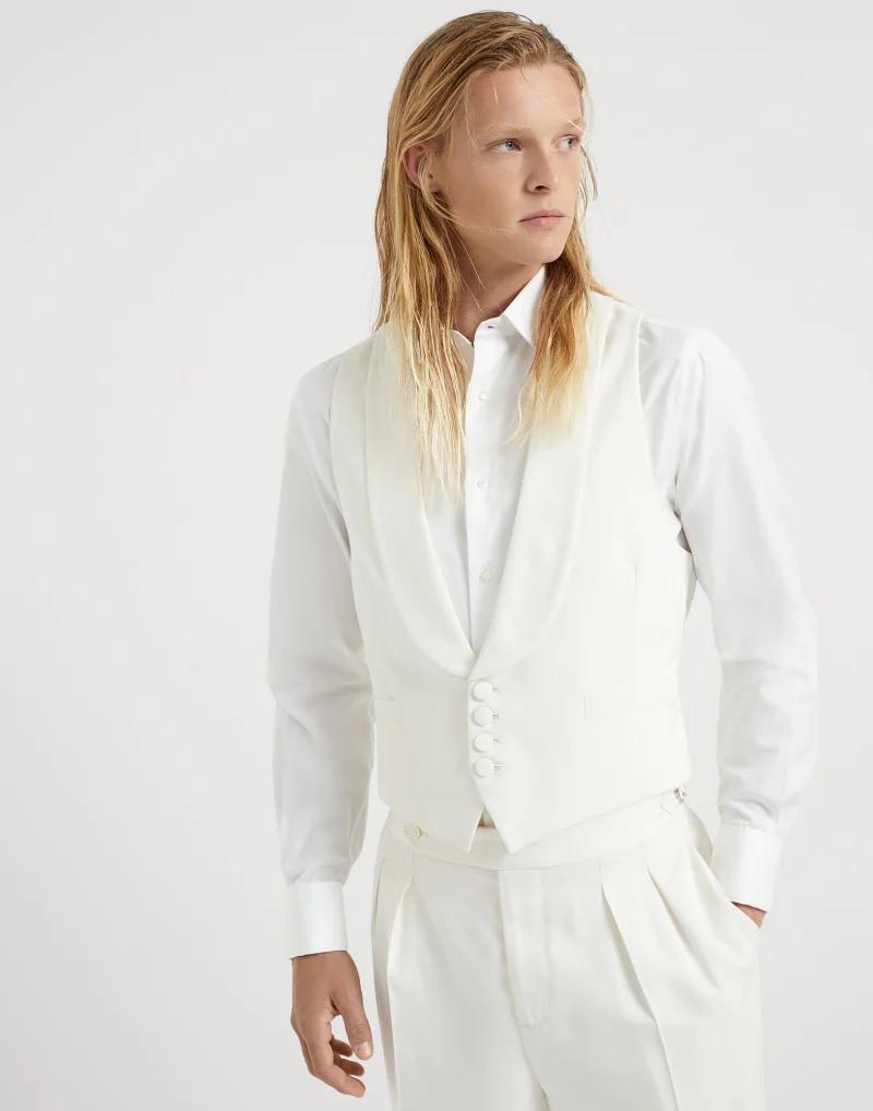 White Silk Sleveless Jacket