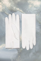 White Fibres Gloves