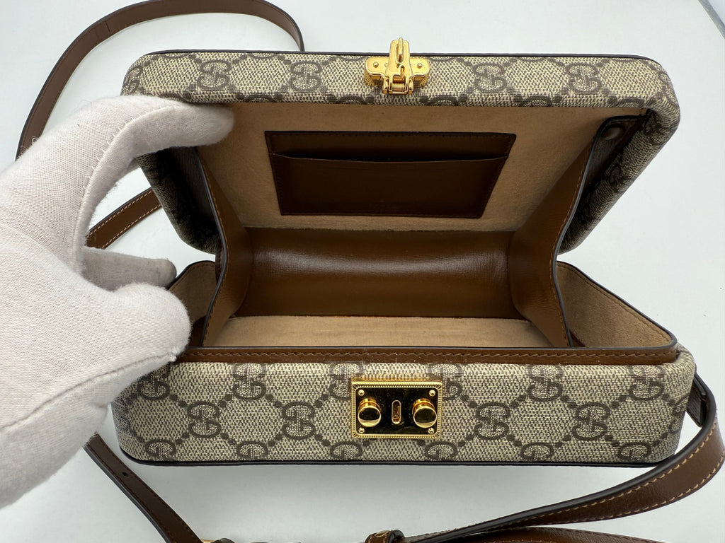 GUCCI TRUNK GG Supreme Trunk