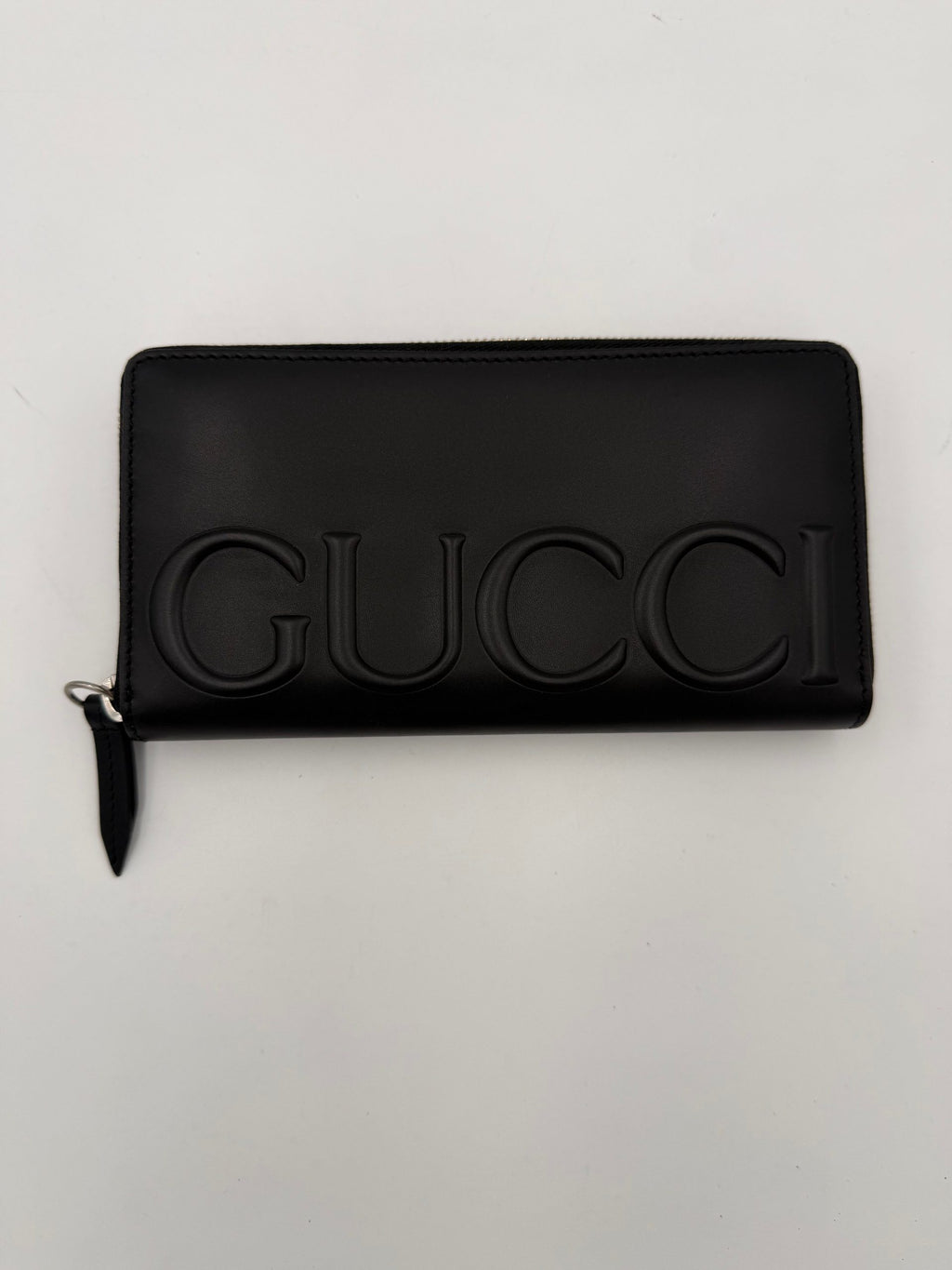 GUCCI Zip Black Front Logo Embossed Wallet