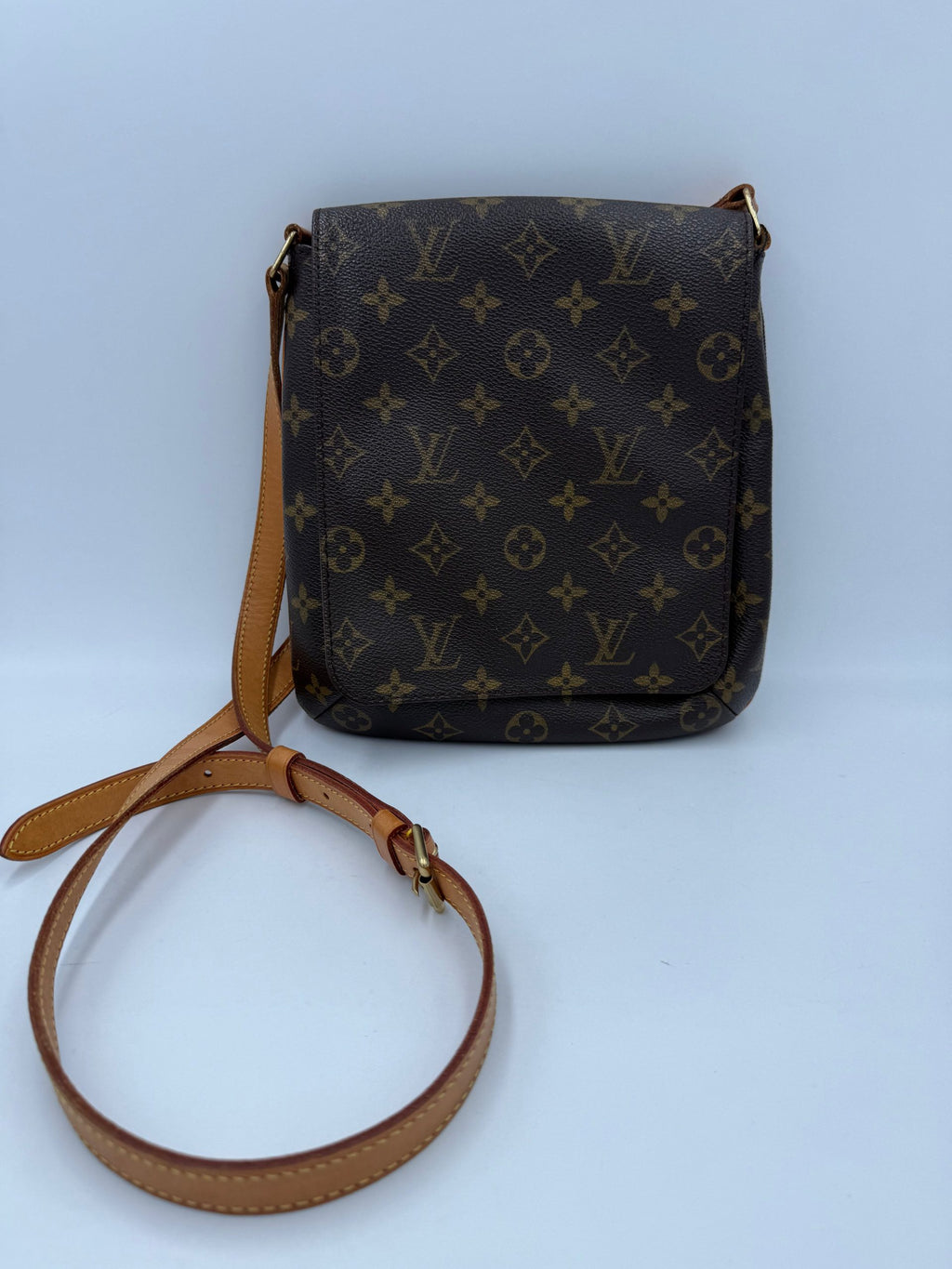 LOUIS VUITTON MUSETTE Monogram Handbag