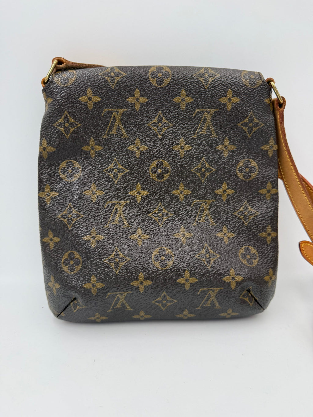 LOUIS VUITTON MUSETTE Monogram Handbag