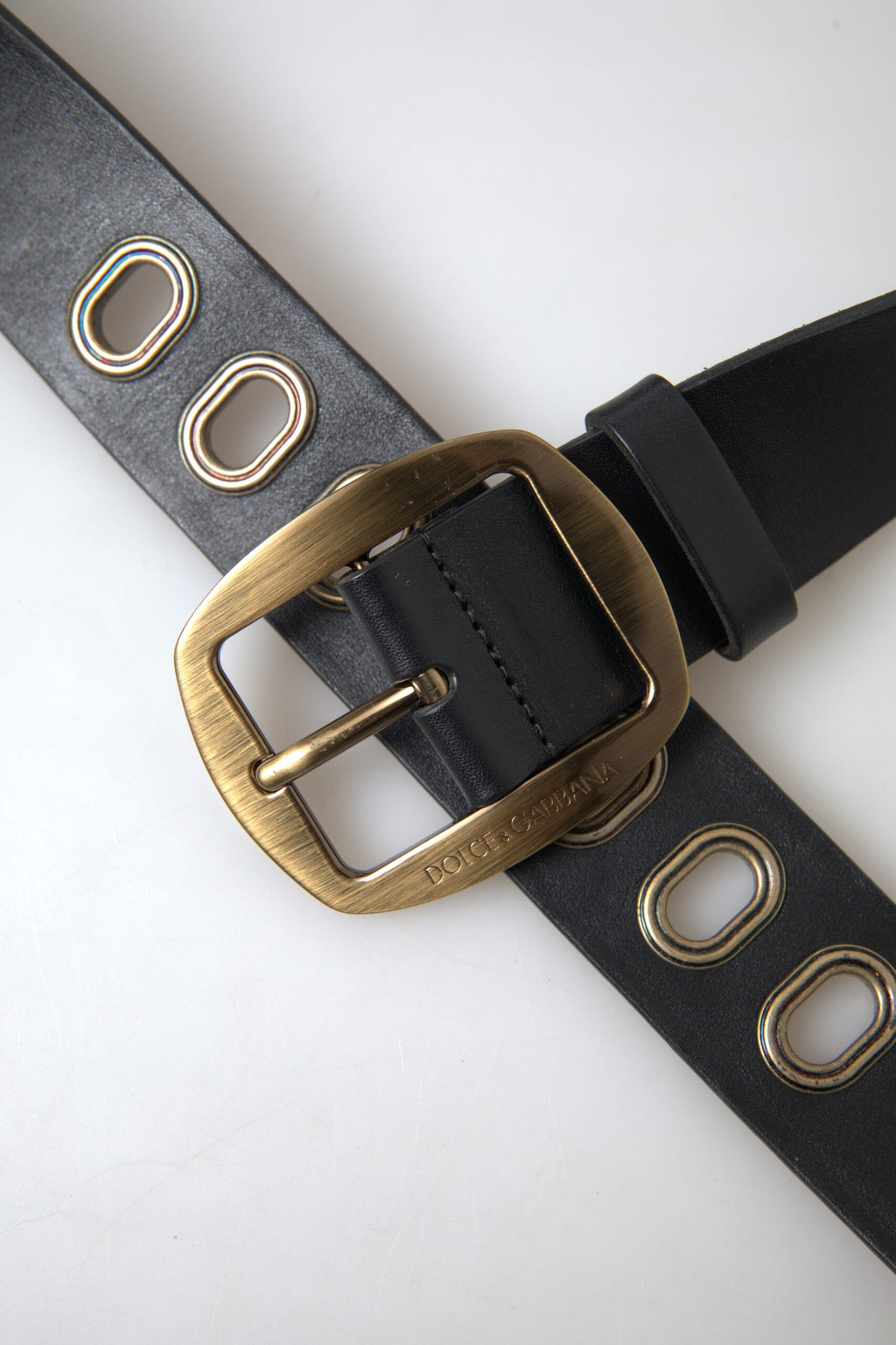Black Leather Gold Metal Buckle Men Belt