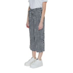 Black Viscose Cropped Pants